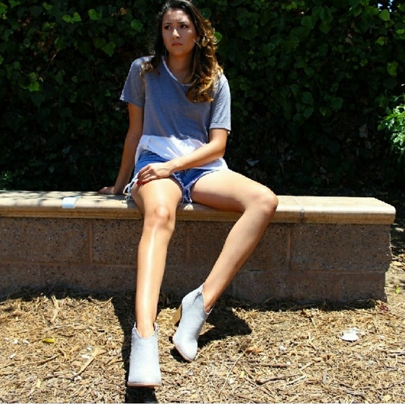 📣LAST PAIR//The Rosario// grey braided Bootie - Picture 8 of 8